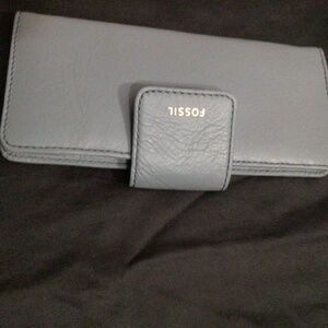 New fossil wallet